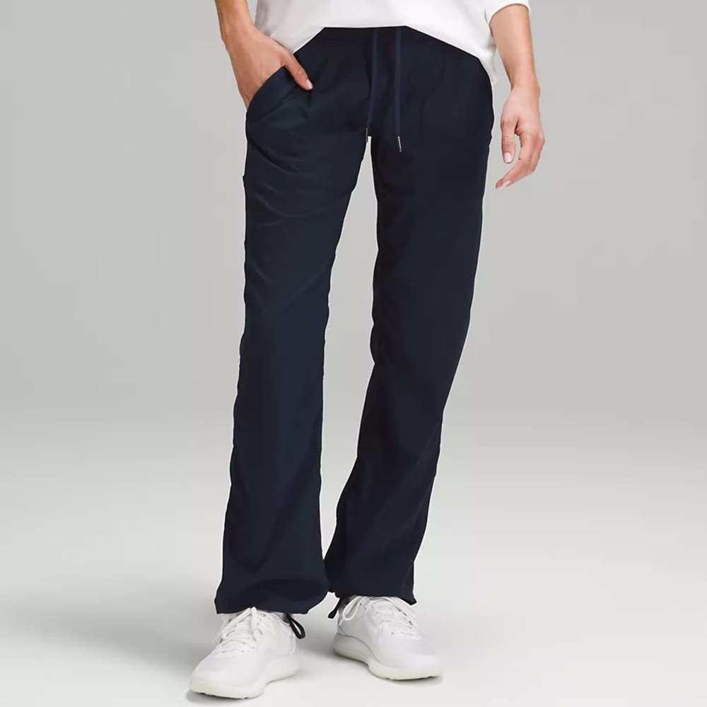 Lululemon Athletica Dance Studio III Pants in True Navy sz: 6